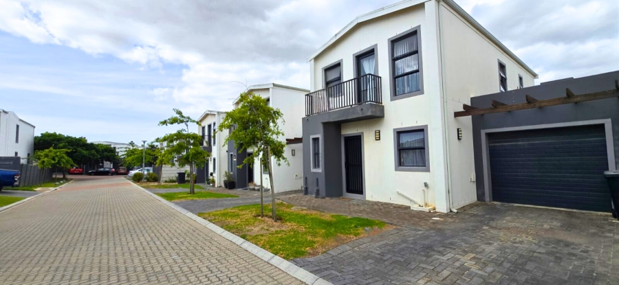 To Let 3 Bedroom Property for Rent in Pinehurst Western Cape